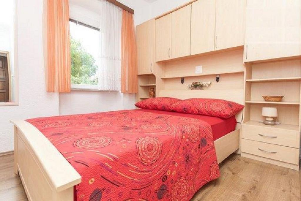 Apartments And Rooms Misic Trogir Room photo